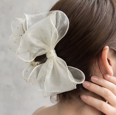 Kẹp tóc Osewaya ruy băng lớn với viền chấm bi lấp lánh 25BS0704