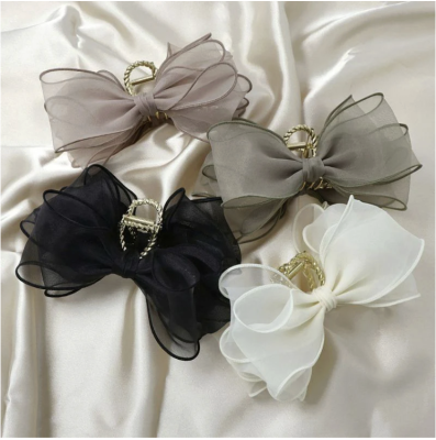 Kẹp tóc Osewaya nơ voan bồng cỡ lớn 22BS0421