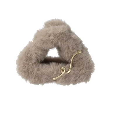 Kẹp tóc Osewaya tam giác bông 25BS0796