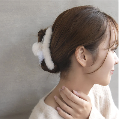 Kẹp tóc Osewaya nơ mây bông 25BS0802