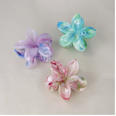 Kẹp tóc Osewaya hoa sứ màu sắc 25BS0741