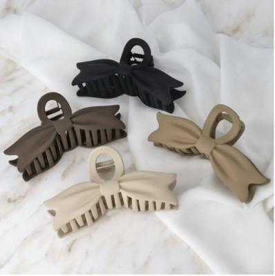 Kẹp tóc Osewaya hình nơ 99BS0532