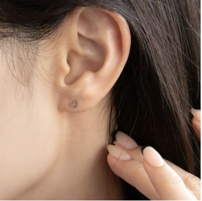 Khuyên tai Osewaya trái tim 24PP0665