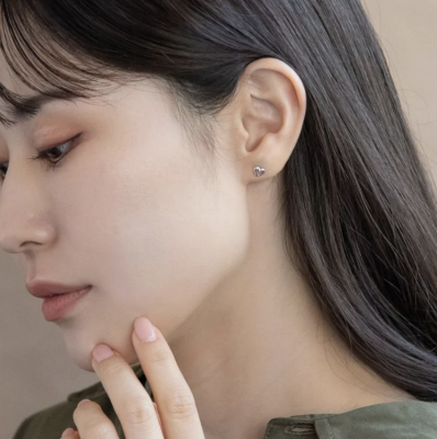 Khuyên tai Osewaya trái tim 20PP0208