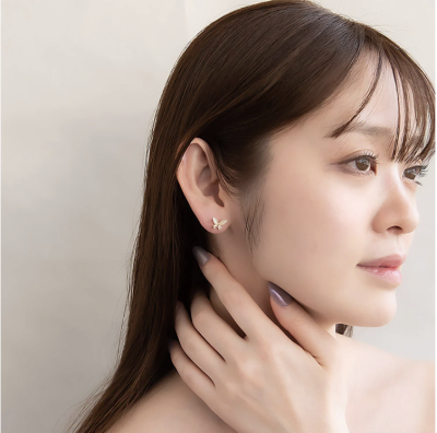 Khuyên tai Osewaya hình con bướm 25PC1972