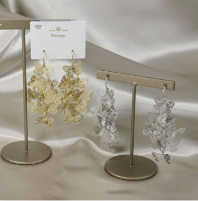 Khuyên tai Osewaya bướm lấp lánh 24PC1827