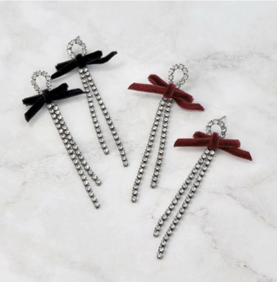 Khuyên tai Osewaya ruy băng 24PC1903