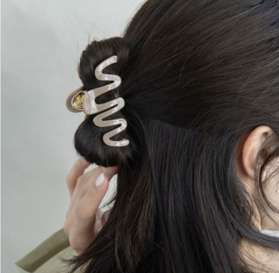 Kẹp tóc Osewaya lượn sóng mini 99BS0556
