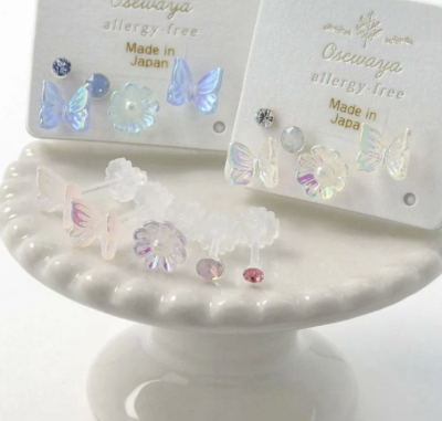 Set khuyên tai Osewaya bướm sắc màu 21JP0451