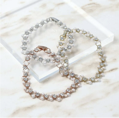 Vòng tay Osewaya đính đá 22BL0421