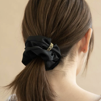 Dây cột tóc Osewaya khoen vàng 23CC0176