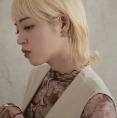 Khuyên tai Osewaya đinh tán 22PC1377