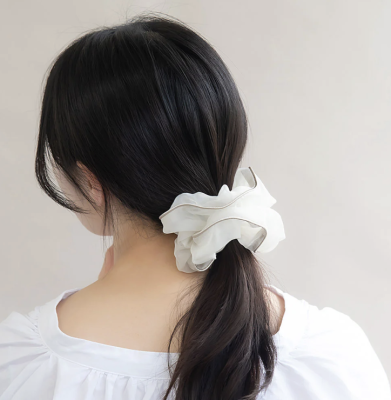 Cột tóc Osewaya bồng bềnh 25CC0264