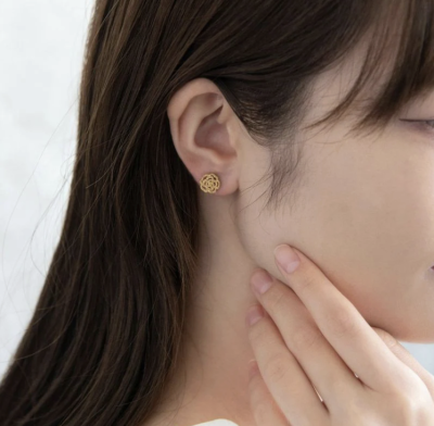 Khuyên tai Osewaya hoa hồng 24PP0686